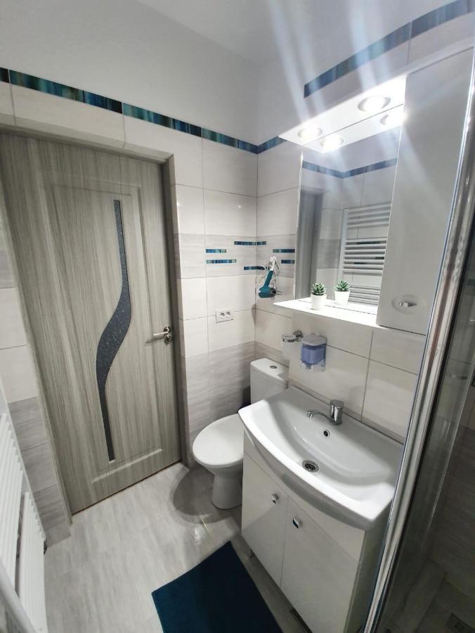 Apartament Ultra Central Marly Gura Humorului Exterior foto